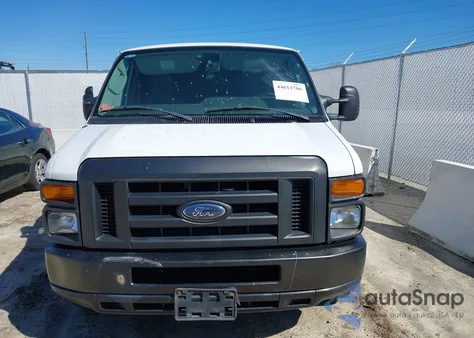 2010 Ford E-150 Commercial/Recreational z USA, uszkodzony, nr VIN 1FTNE1EW4ADA91360